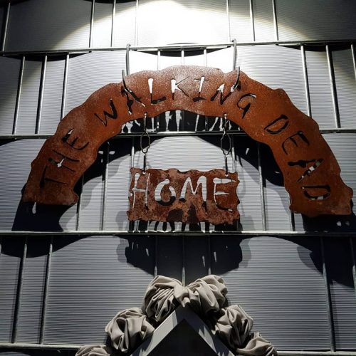 The Walking Dead HOME Hausschild aus Stahl in Rostoptik
